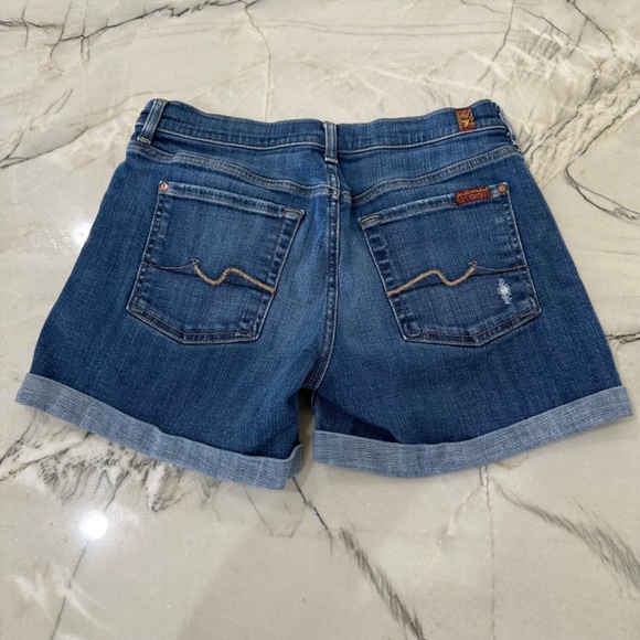 7 Seven for All Mankind Denim Medium Wash Shorts Size 28 - Picture 2 of 3